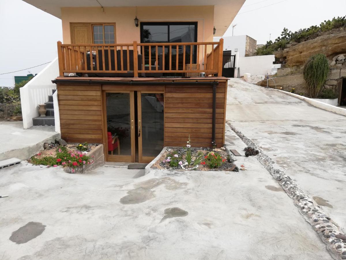 Half Wooden Rural Apartment Fasnia Exteriér fotografie